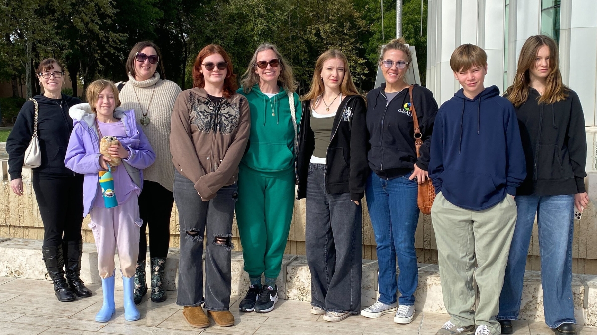 Momix Alice at CSUN's Soraya iLEAD Online